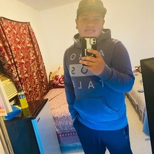 Meet your Posher, Victor